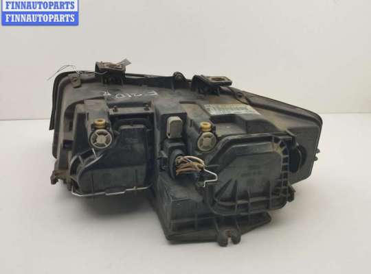 купить Фара правая на Audi A4 B6 (2001-2004)