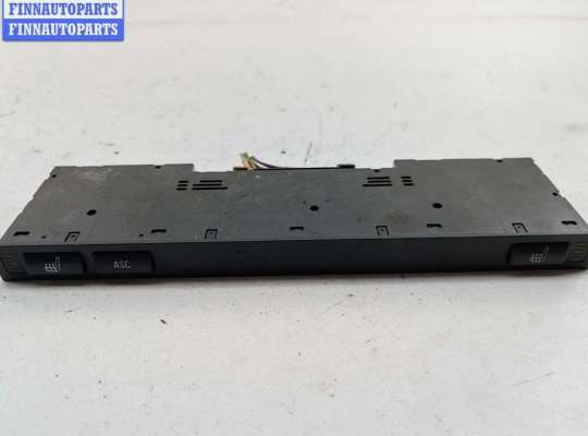 купить Кнопка обогрева сидений на BMW 5 E39 (1995-2003)