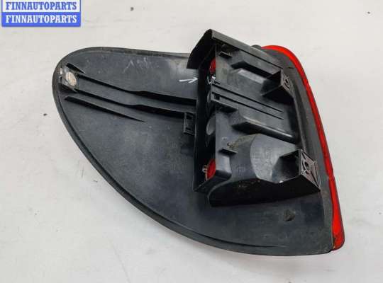 купить Фонарь задний правый на Chrysler Voyager (2001-2007)