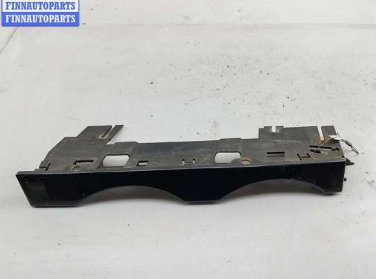 купить Ус под фару правый на BMW 7 E38 (1994-2001)