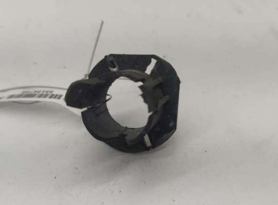 купить Кронштейн крепления на Audi A6 C5 (1997-2005)