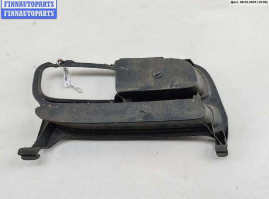 купить Рамка фары противотуманной левой на Toyota Avensis (2003-2008)