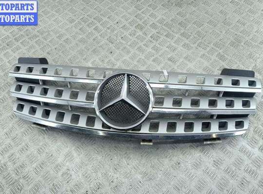 купить Решетка радиатора на Mercedes M-Class ML W164 (2005-2011)