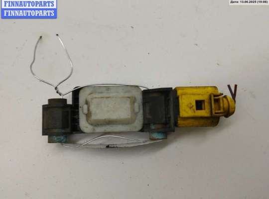 Датчик удара (Airbag) AU1539772 на Audi A4 B6 (2001-2004)