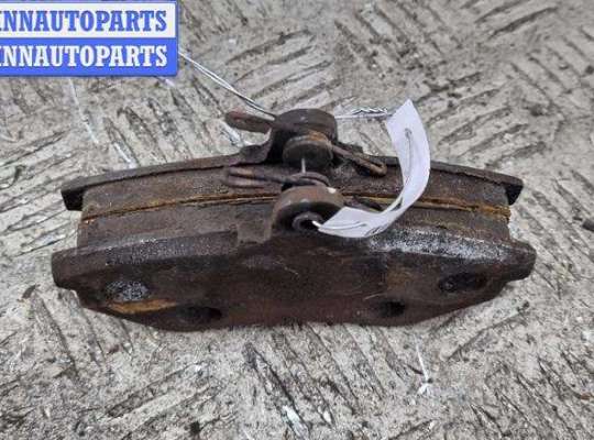 купить Колодки тормозные передние на Volkswagen Passat B4