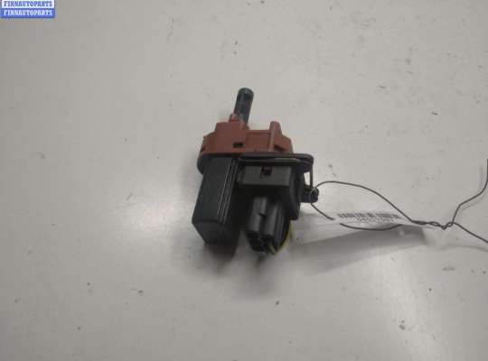 купить Датчик (включатель) стоп-сигнала на Ford Fusion