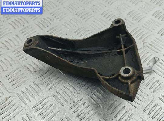 купить Кронштейн КПП опорный на Audi A6 C5 (1997-2005)