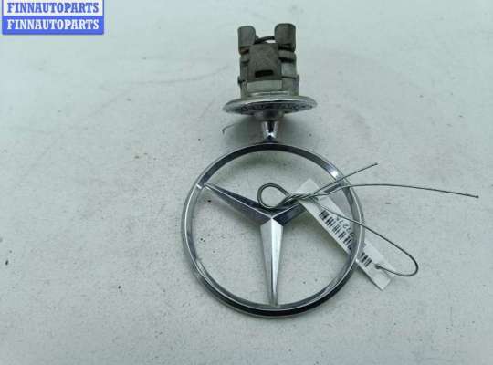 купить Эмблема на Mercedes C-Class W203 (2000-2006)