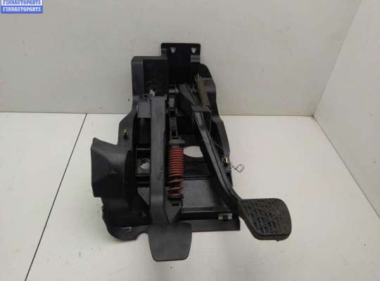 купить Узел педальный на Mercedes C-Class W203 (2000-2006)