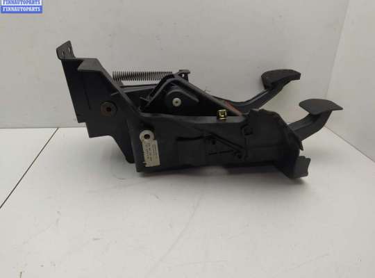 купить Узел педальный на Mercedes C-Class W203 (2000-2006)