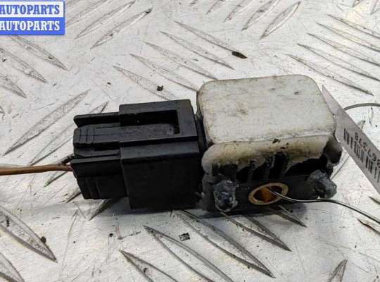 Купить Датчик удара (Airbag) на Mazda 3 (2003-2008) BK Датчик удара (Airbag) MZ668518 на Mazda 3 (2003-2008) BK