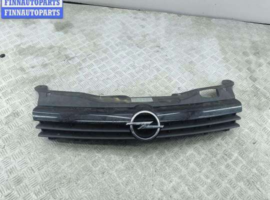 купить Решетка радиатора на Opel Astra H (2004-2009)