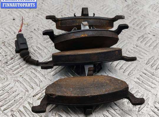 купить Колодки тормозные передние на Skoda Octavia mk1 (A4 1U) 1996-2010