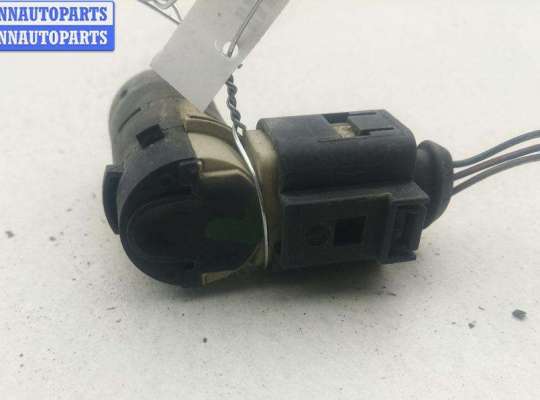 купить Датчик парковки (парктроник) передний на Audi A6 C6 (2004-2011)