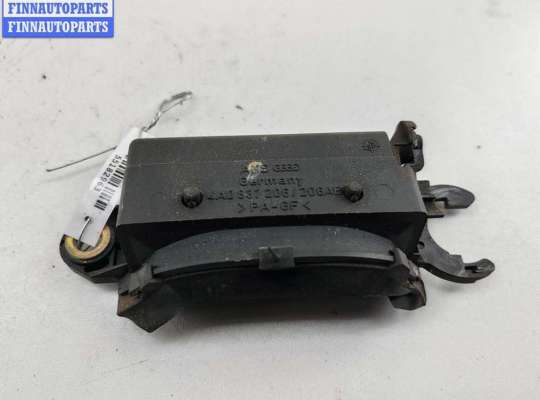 купить Ручка двери наружная передняя правая на Audi 80 B4 (1991-1996)