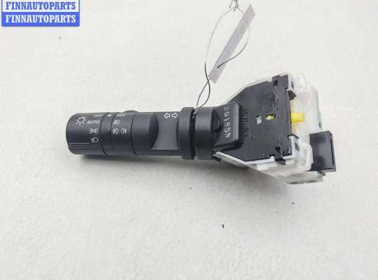 купить Переключатель поворотов на Nissan Qashqai J10 (2006-2013)