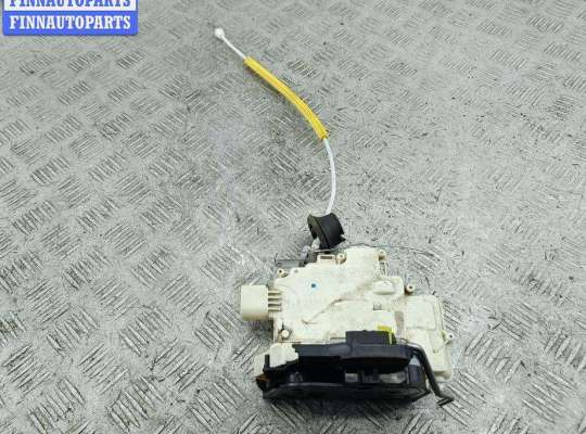 купить Замок двери задней левой на Audi A4 B7 (2004-2008)