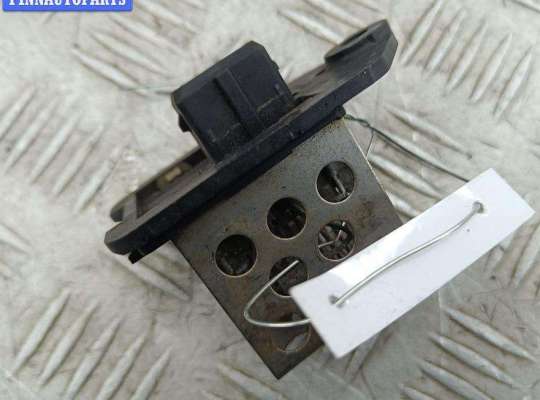 купить Реле вентилятора на Peugeot 307