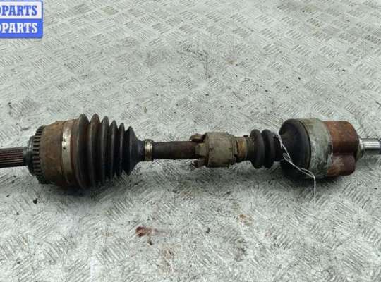 купить Полуось передняя левая на Mitsubishi Carisma