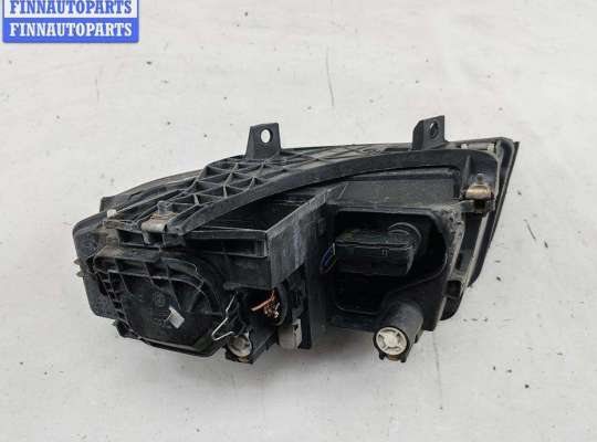 купить Фара правая на Audi A4 B6 (2001-2004)