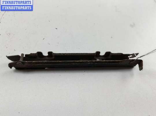 Кронштейн бампера переднего MB1618452 на Mercedes C-Class W203 (2000-2006)