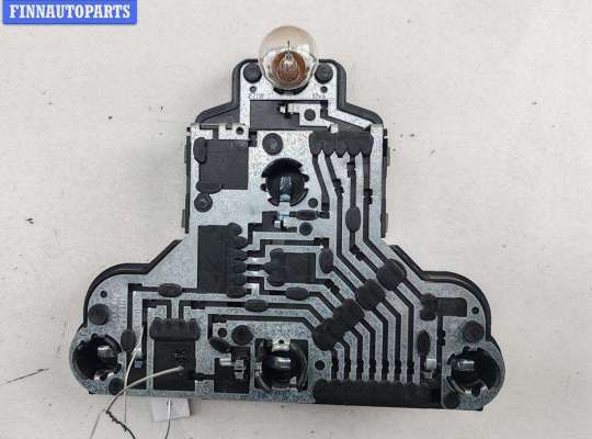 купить Плата фонаря заднего левого на Volkswagen Golf-3