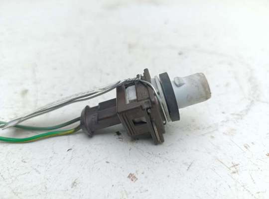 Купить Патрон лампы фары на Citroen C4 (2004-2010) Патрон лампы фары CT1008264 на Citroen C4 (2004-2010)