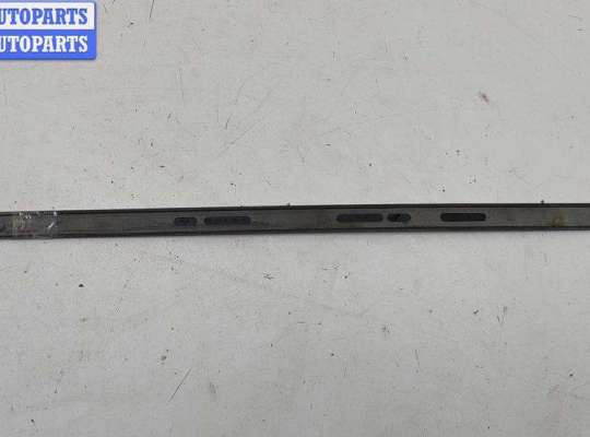 купить Молдинг двери задней правой на Audi A4 B5 (1994-2001)