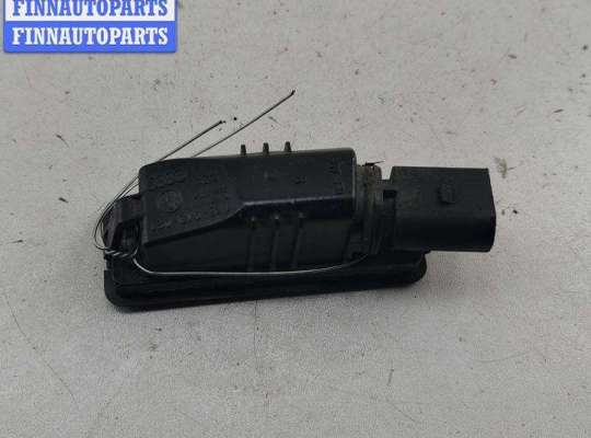 купить Подсветка номера на Volkswagen Golf-6