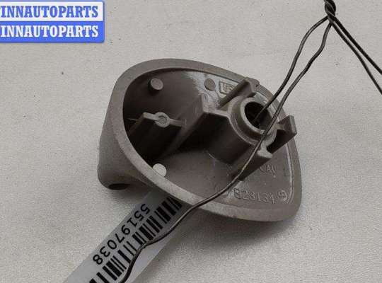 купить Крепление (крючок) солнцезащитного козырька на Chrysler Voyager (2001-2007)