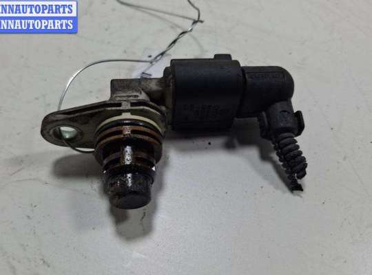 купить Датчик положения распредвала на Volkswagen Touran