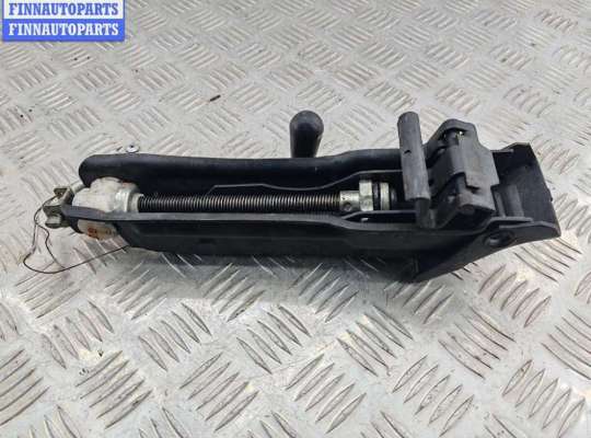 Домкрат SK534314 на Skoda Fabia mk1 (6Y) 1999-2009
