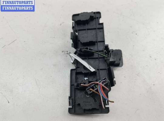 купить Плата фонаря заднего правого на Volkswagen Passat B5+ (GP)