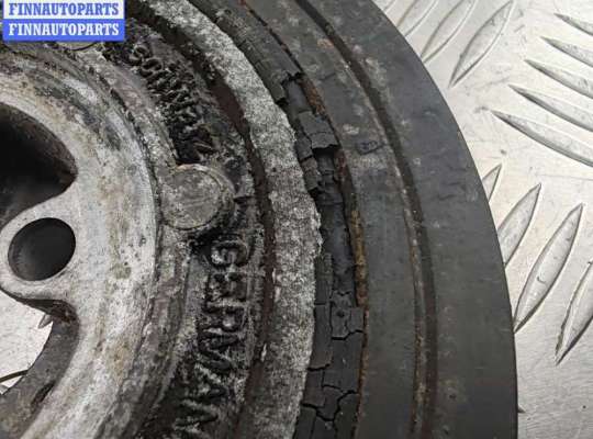 Шкив коленвала на Volkswagen Transporter T4