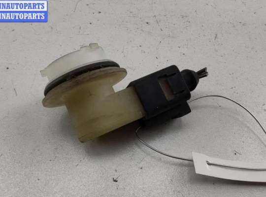 Поворотник (указатель поворота) левый AU1590896 на Audi A3 8L (1996-2003)