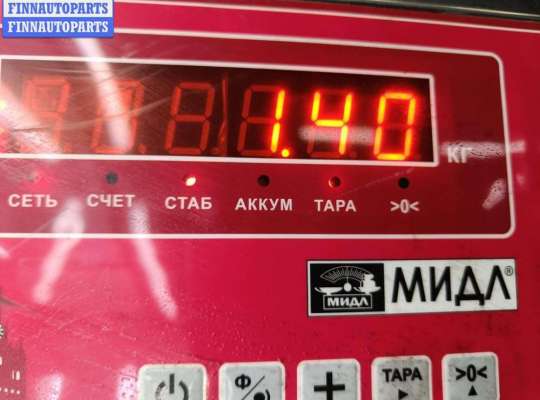 Кронштейн (площадка) аккумулятора (АКБ) на Renault Laguna II