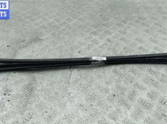 купить Молдинг лобового стекла на Audi A4 B6 (2001-2004)