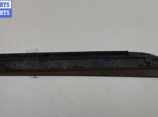 купить Молдинг двери задней левой на Audi A6 C6 (2004-2011)