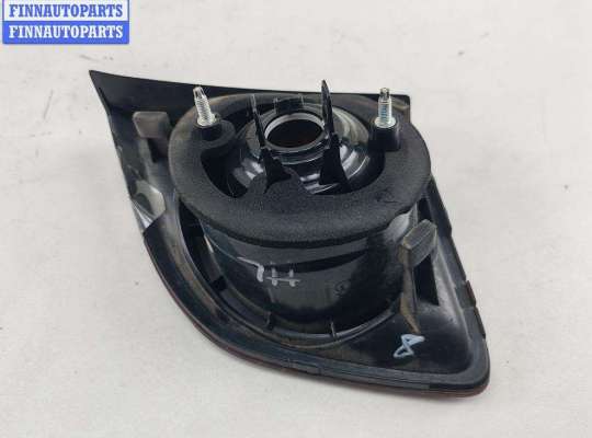 купить Фонарь крышки багажника правый на Volkswagen Golf-5 Plus