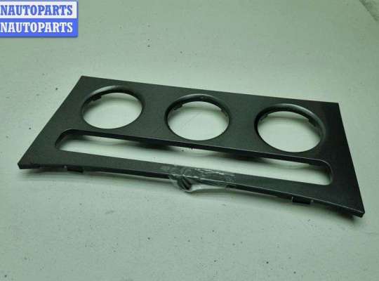 купить Накладка декоративная на Volkswagen Passat B6