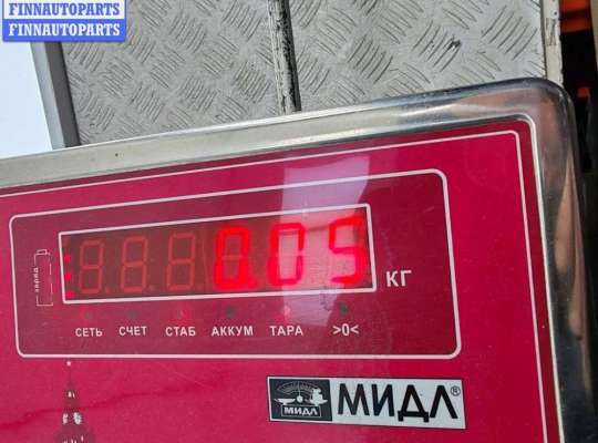 купить Кнопка стеклоподъемника переднего правого на Mitsubishi Carisma