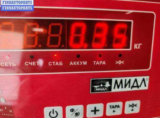 Решетка (заглушка) бампера на Mercedes-Benz ML (W164)