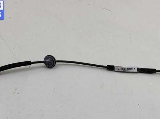 Трос двери передней VG2730973 на Volkswagen Passat B5+ (GP)