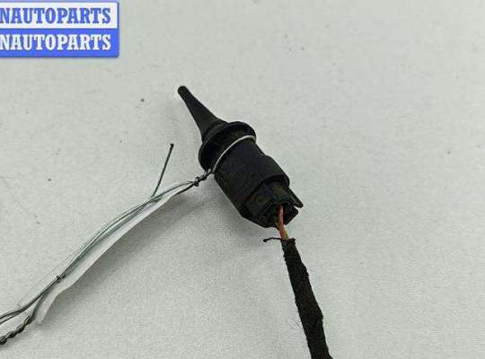 купить Датчик температуры на Mercedes C-Class W202 (1993-2000)