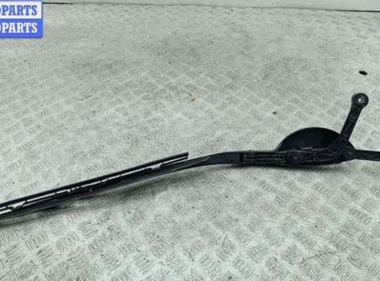 купить Щеткодержатель (поводок стеклоочистителя) передний на BMW 5 E39 (1995-2003)