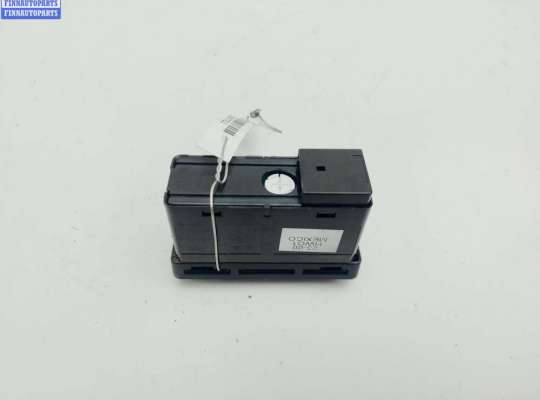 купить Кнопка аварийной сигнализации (аварийки) на BMW 3 E46 (1998-2006)