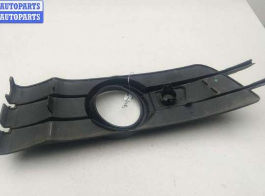 купить Рамка фары противотуманной правой на Citroen C5 (2001-2008)