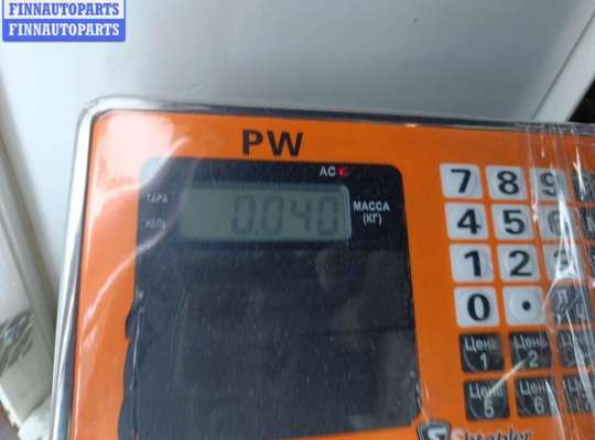 купить Ручка двери внутренняя задняя правая на Volkswagen Passat B3