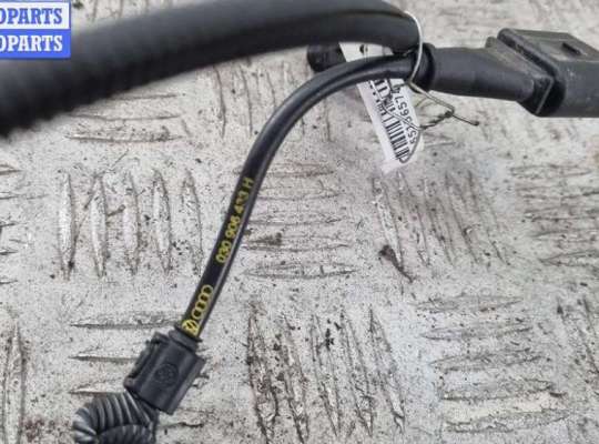 купить Датчик положения коленвала на Volkswagen Golf-4