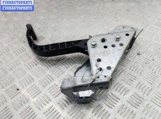 купить Педаль сцепления на Opel Zafira B (2004-2014)